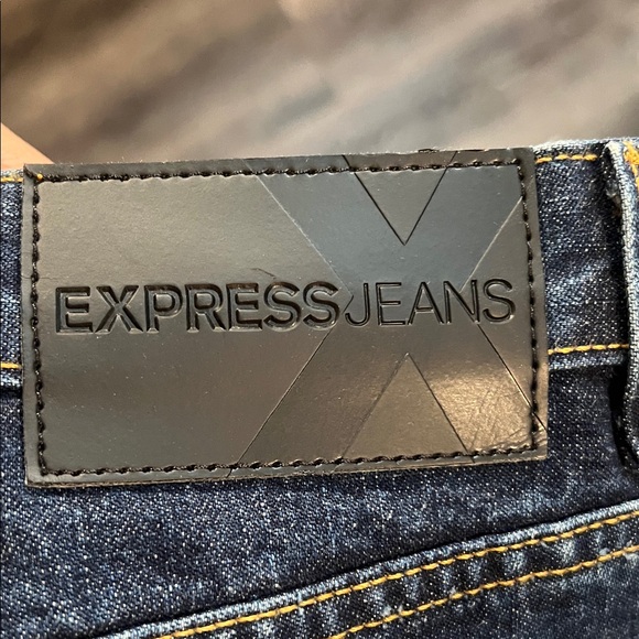 Express Jeans Vintage Extreme Flare Midnight Blue. Excellent condition. Like new - Picture 6 of 6